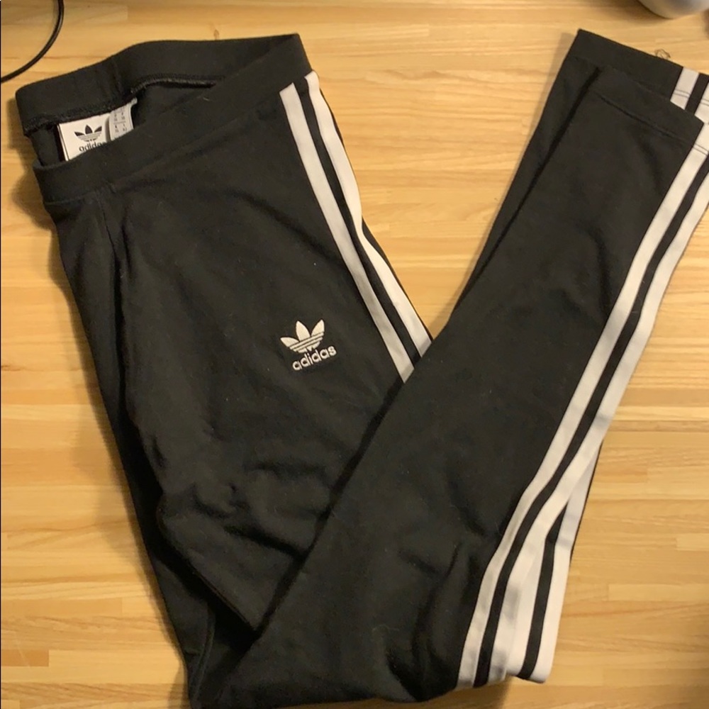 Adidas originals black classic leggings
